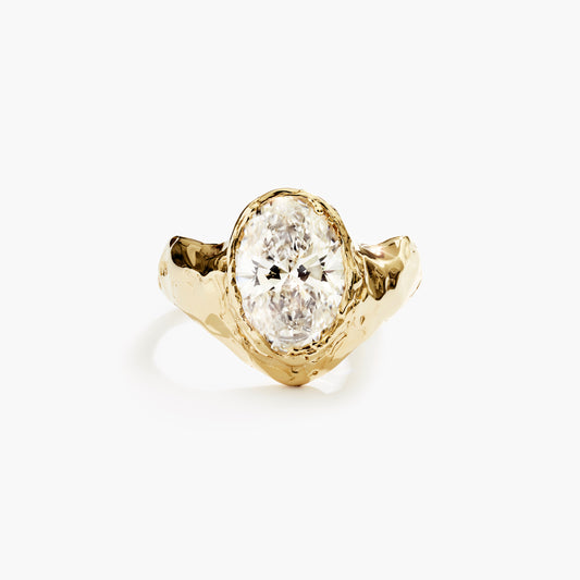 VERVE OVAL DIAMOND RING BOLD