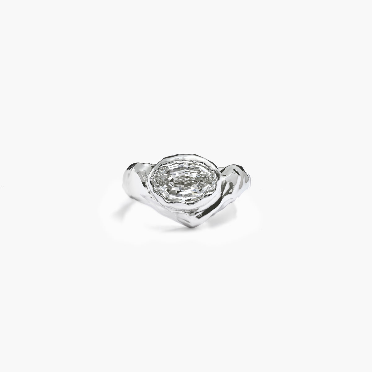 VERVE OVAL STEP CUT DIAMOND RING LIGHT