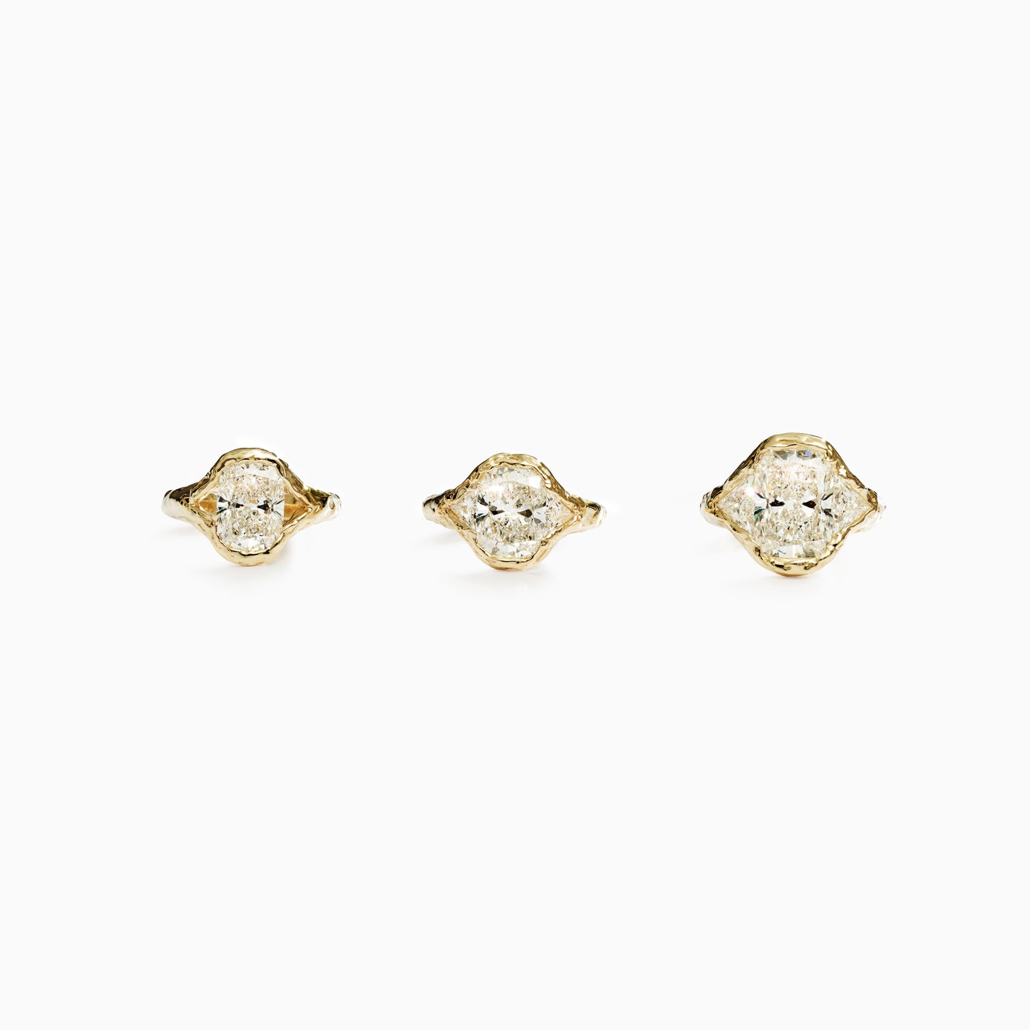 MY RAY CUSHION DIAMOND RING LIGHT