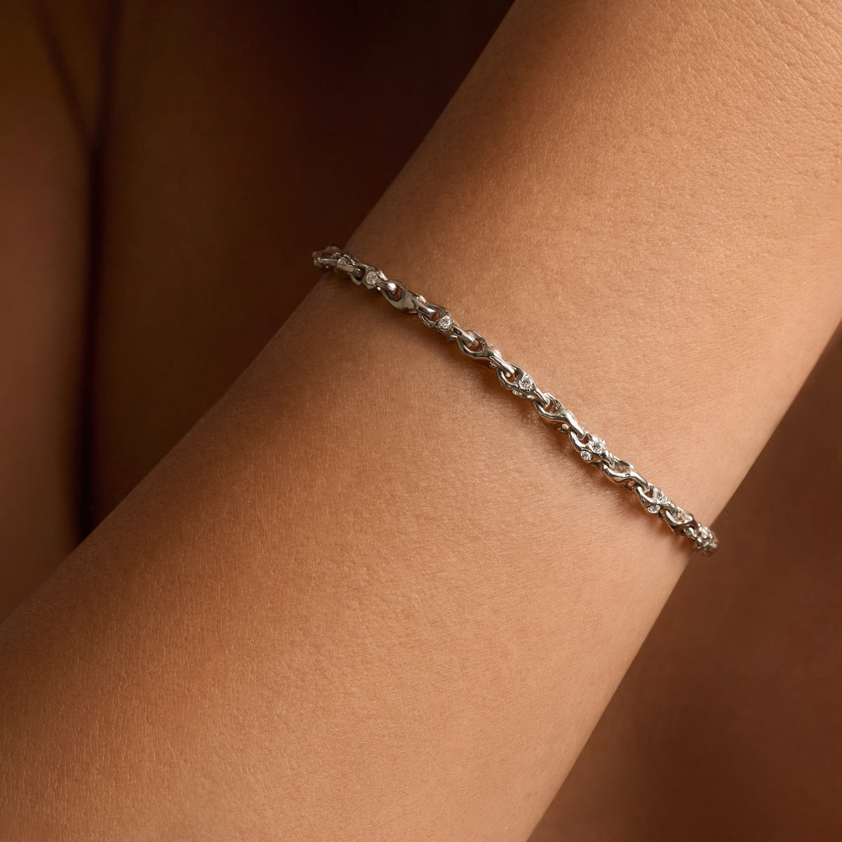 ALFA DIAMOND BRACELET LIGHT