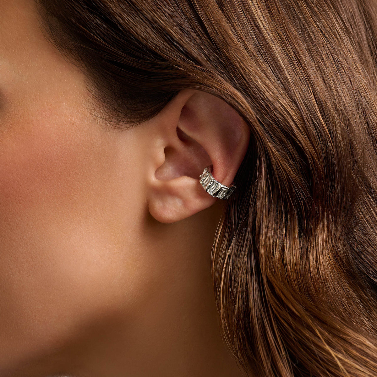 DECO DIAMOND EAR CUFF