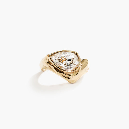 VERVE PEAR DIAMOND RING